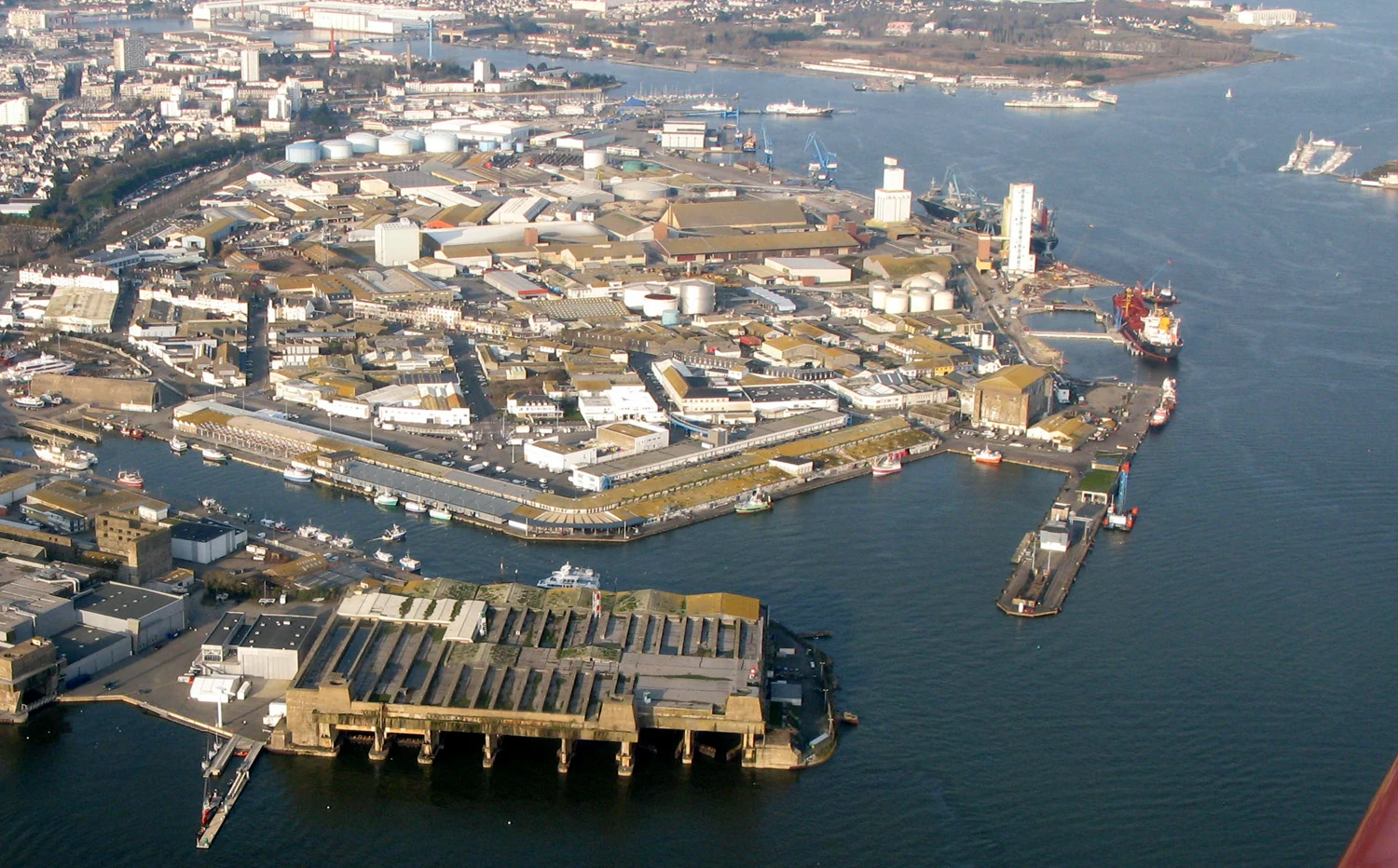 2010-03-03-013-Lorient-BSM-Ports.webp