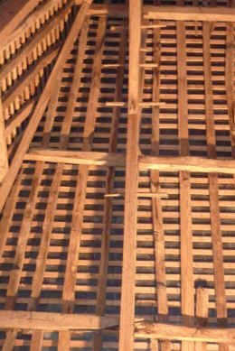 Echelle de charpente dans un montant de l'arbal�trier